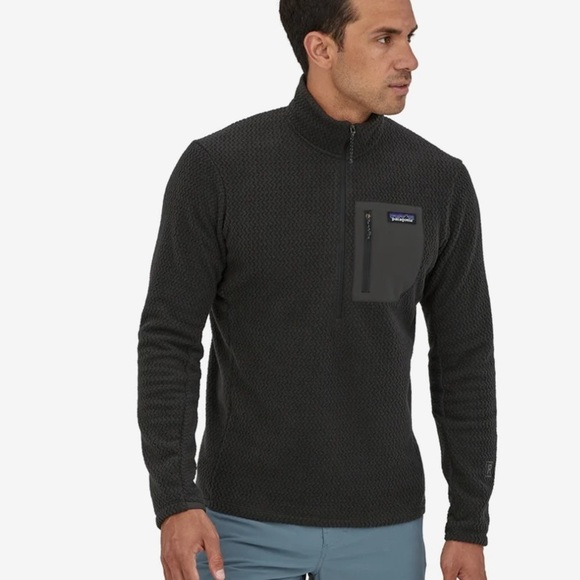 𝅺Patagonia R1- Air Zip Neck FleeceSmall